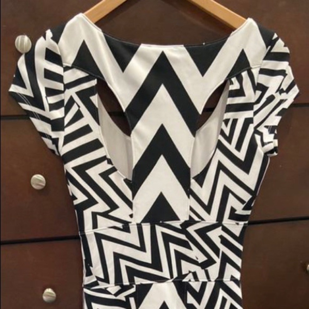 White and black bodycon midi Bebe dress